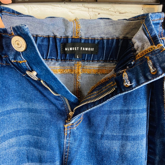 Almost Famous Cuffed High-waist Jeans: Size Large - Picture 6 of 8